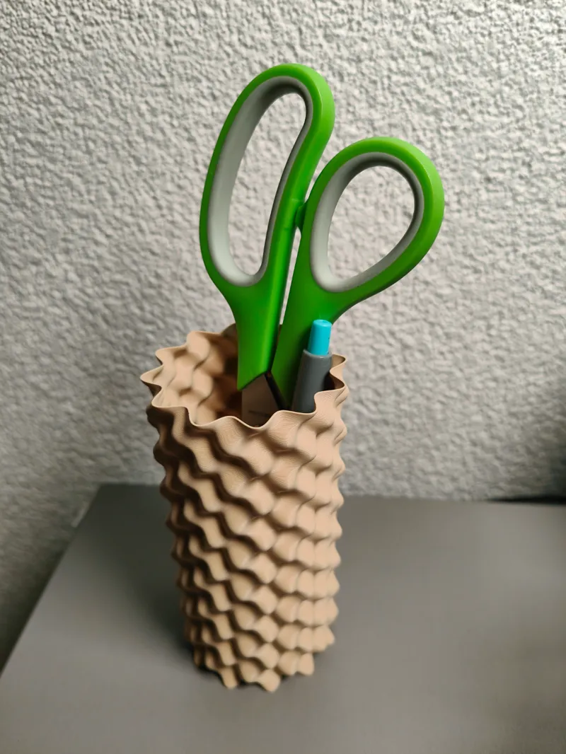 Sine wave pen holder (Vase mode)