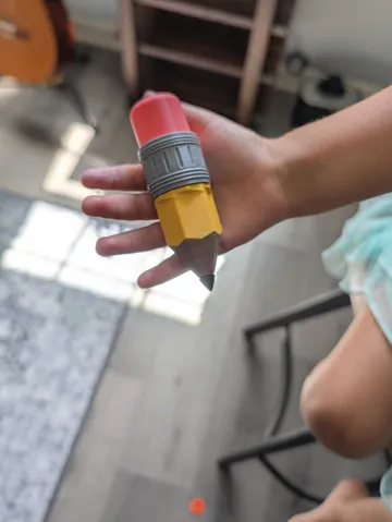 Objeto manipulable: Chonky Pencil Fidget clickers noAMS needed — vista de referencia 5