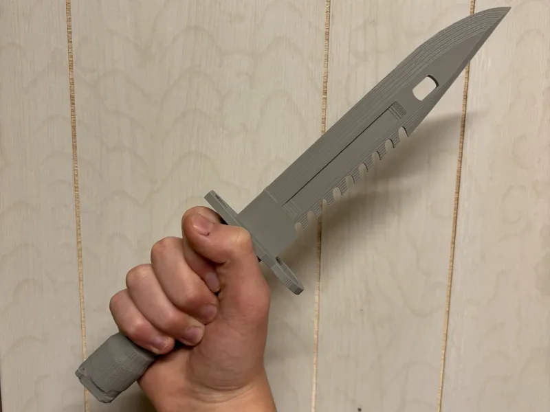 1:1 Scale Tactical Knife