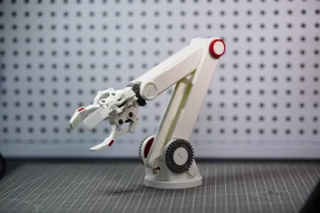 Modelo para impresión 3D: Transmissible self‑locking three‑jaw manipulator — vista de referencia 3