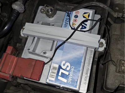 Ford Fiesta MK6/7 extended battery lock