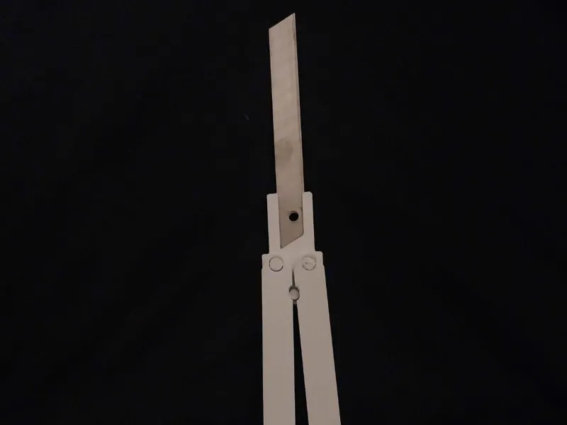 Butterfly knife with 9mm utilityknife blade