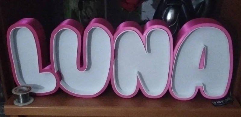 Luna Lightbox