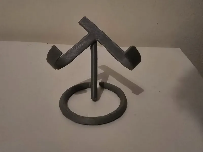 Crystal moon or heart stand