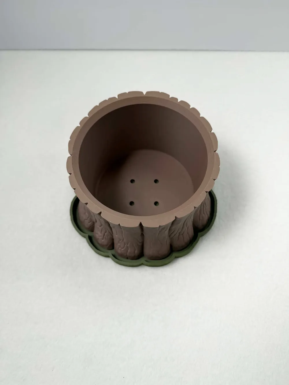 Tree Trunk Planter - Free 3D Print Model - MakerWorld