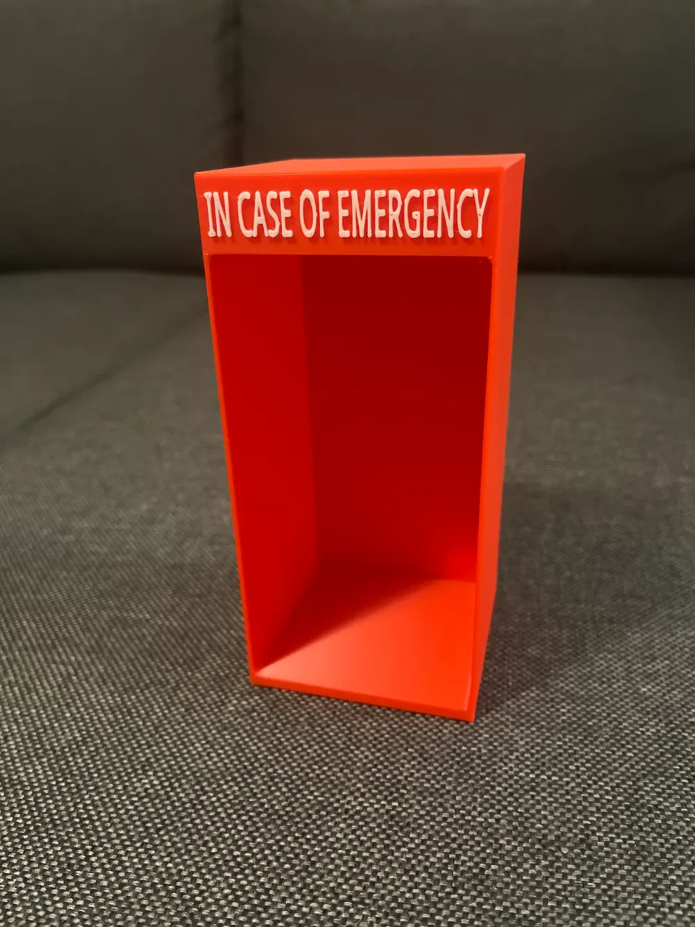 In case of emergency box for 0,33dl & 0,25dl cans by AakeK MakerWorld ...