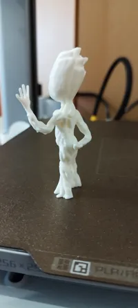 Figurine Groot — photo 4