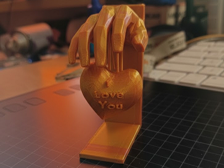 floating heart-Valentines day