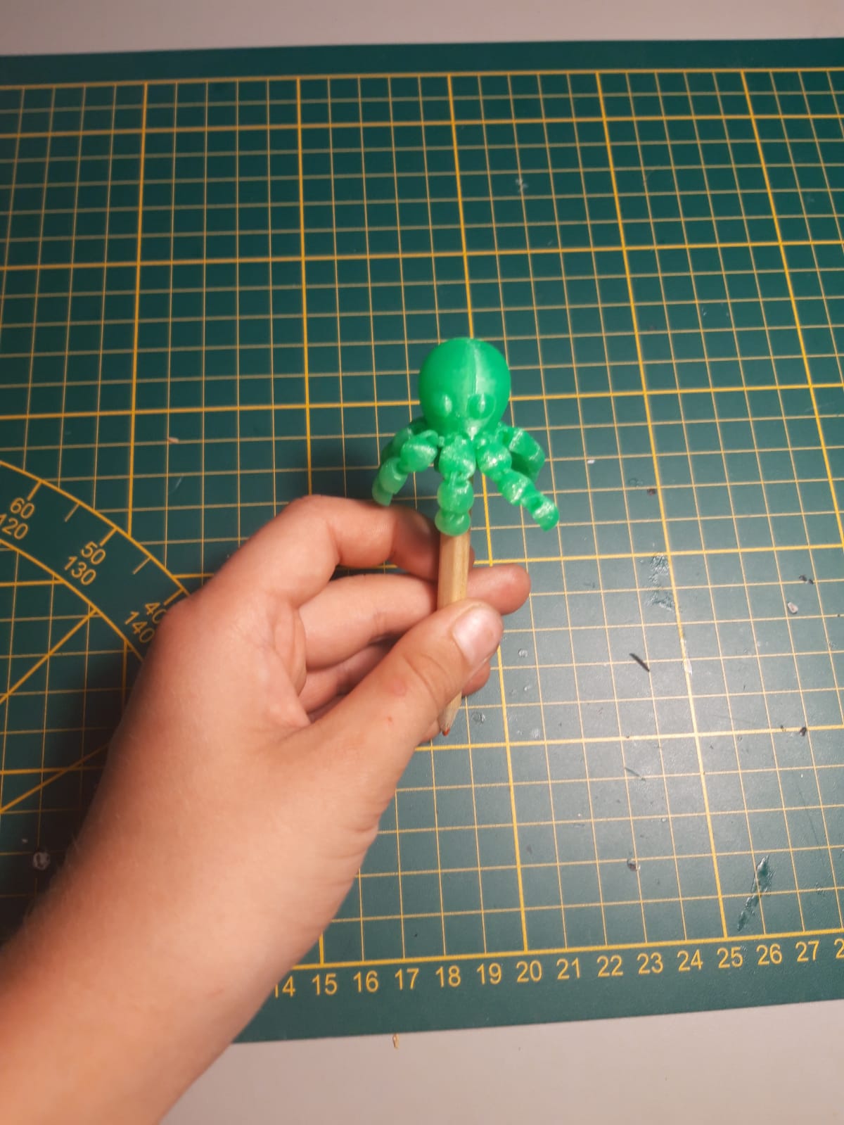 Miniatura 6 do modelo 3D Mini Octopus – Articulated & Keychain