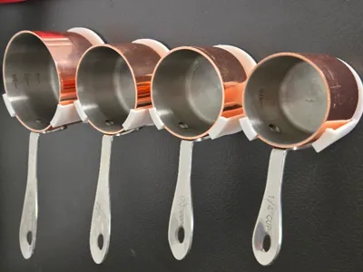 MIU Measuring Cup Wall Mount