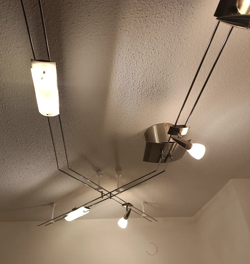 Lamp holder