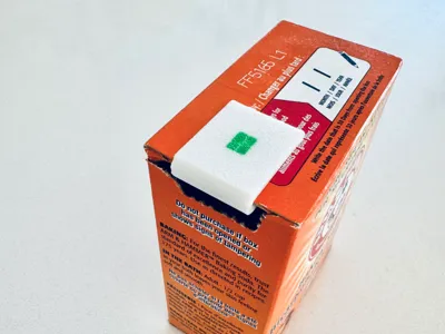 Baking Soda Clip