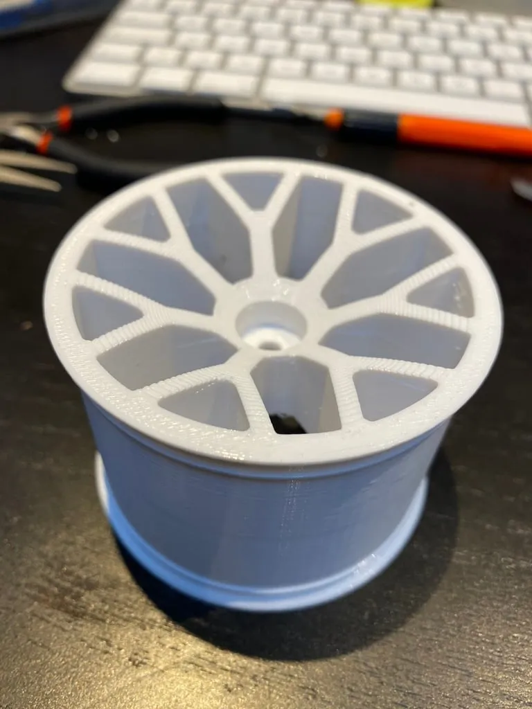 RC truggy 1:10 rim