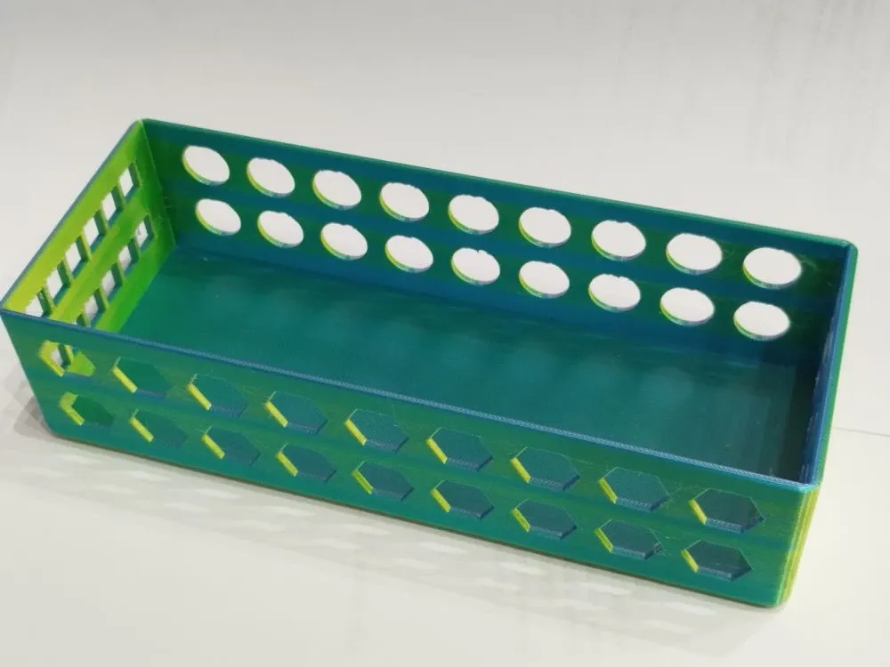 Trousse à crayons pour bureau d'écolier