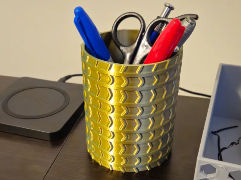 Modern Pattern Pencil Holder