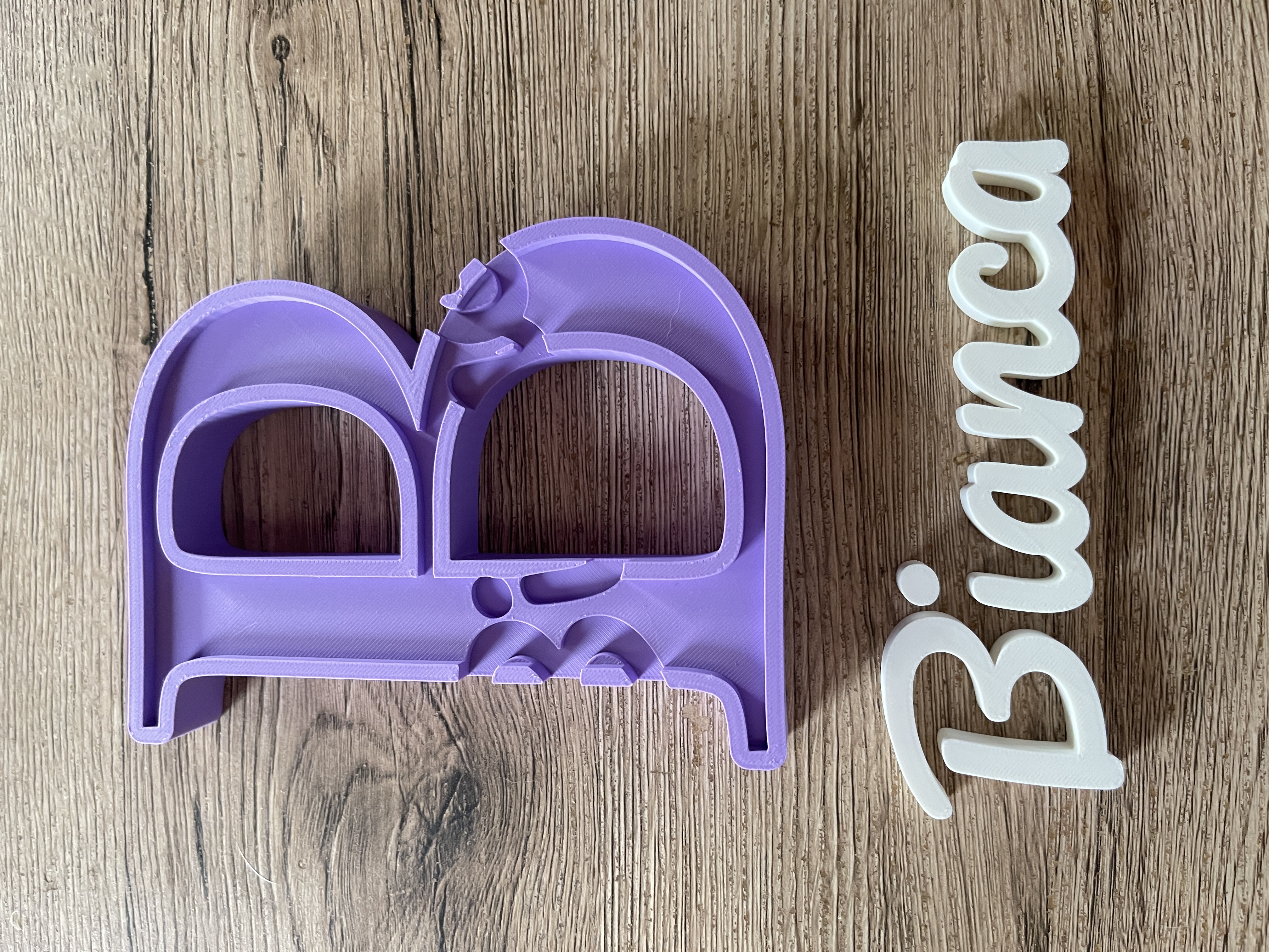 Customizable Letter Name and Keychain - 1