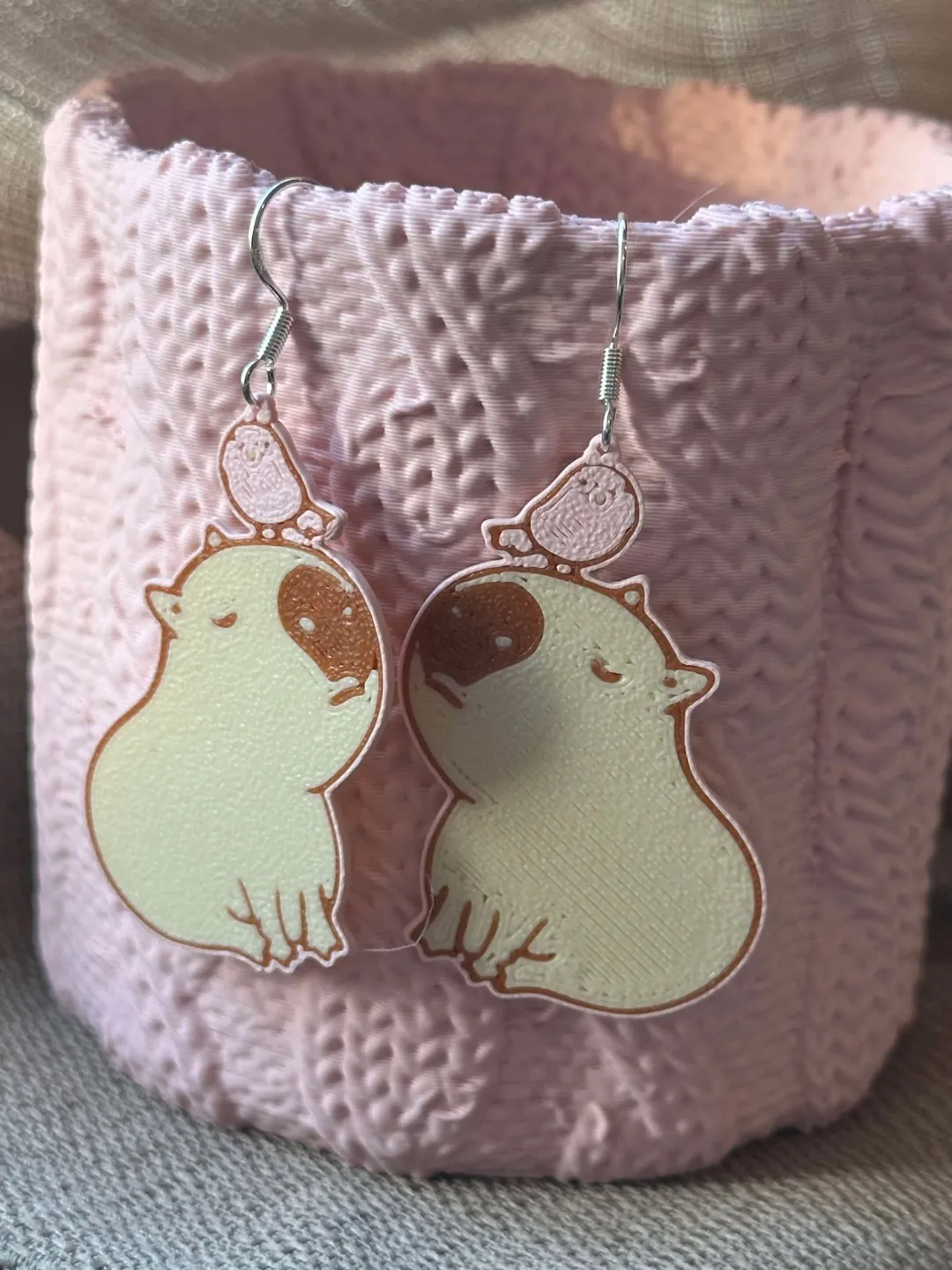 CAPYBARA earrings view 2