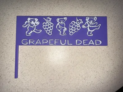 Grapeful Dead Door Corner