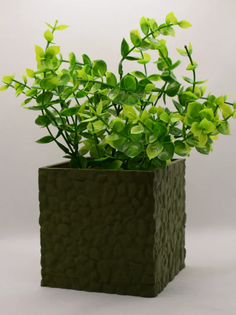 PEBBLE Planter with hidden drip tray