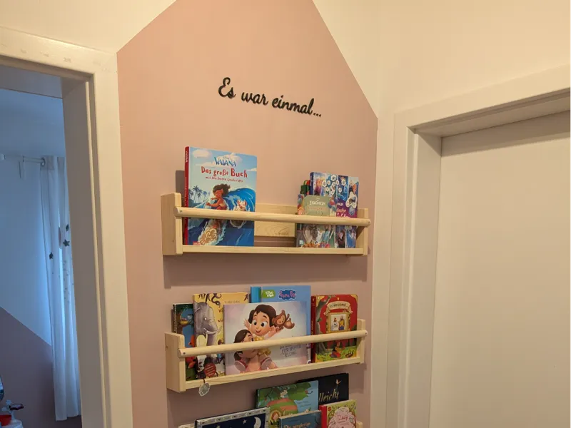 Schrift (Es war einmal...) für Bücherregal