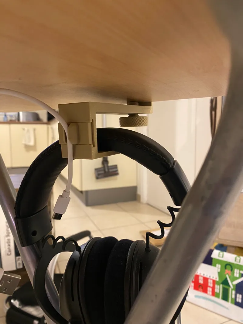 Headset holder
