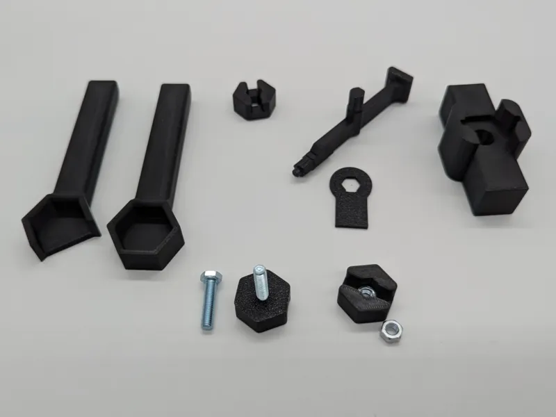 Thumb screw adapter for M5 nut and screw