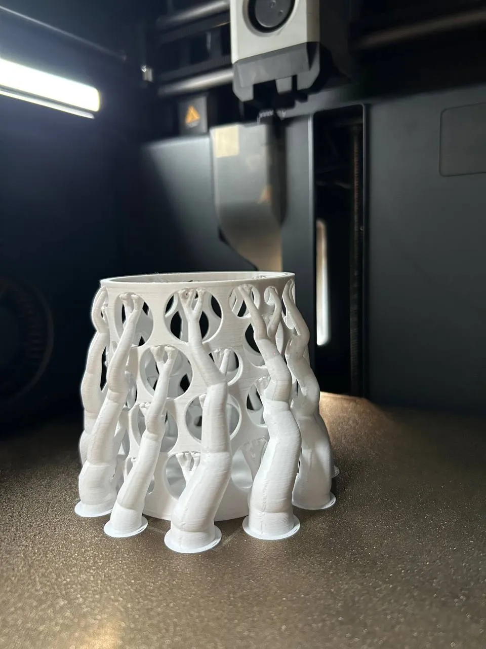 Disposition des trous du porte-stylo - Modèle d'Impression 3D Gratuit ...