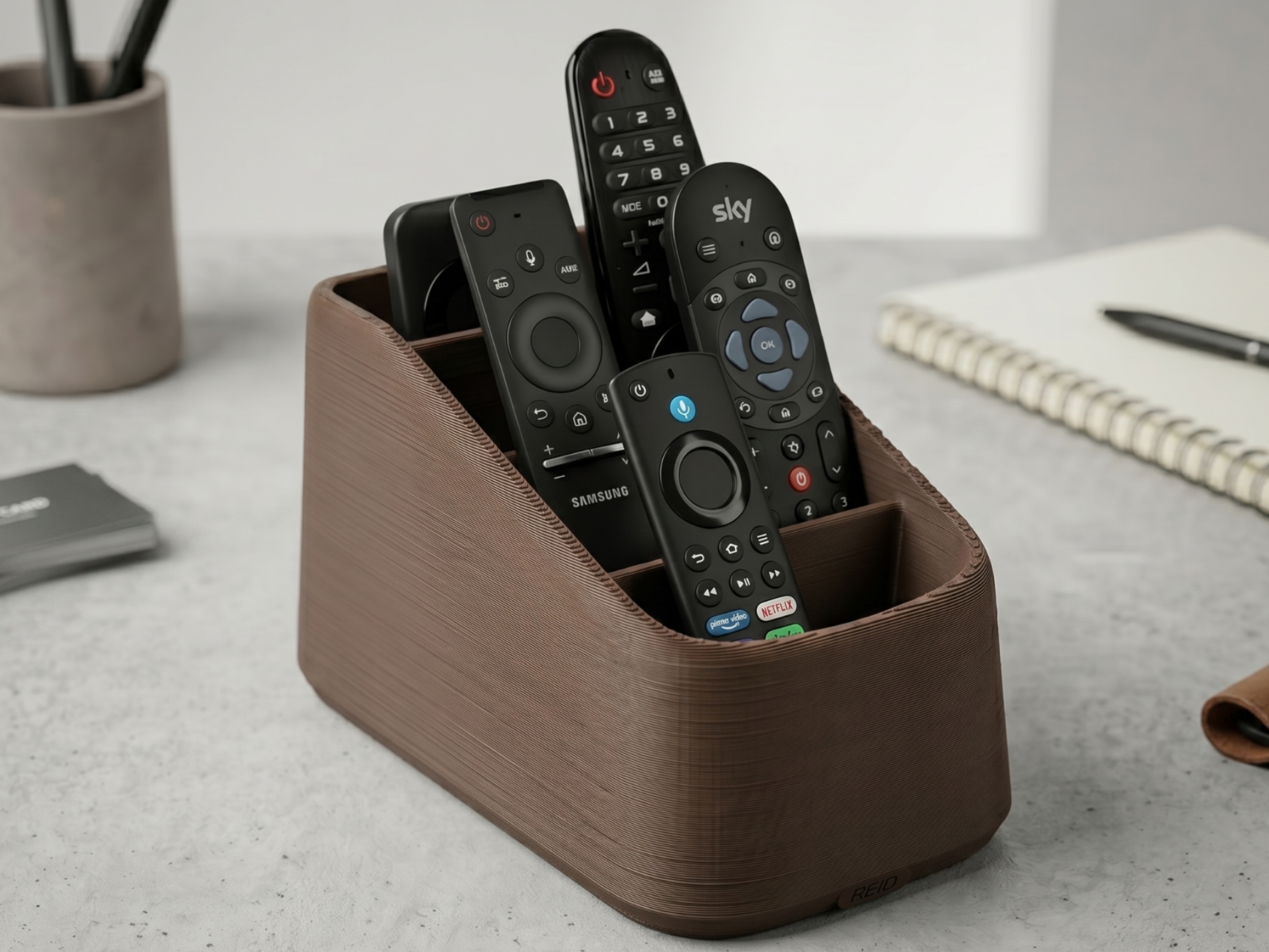 Remote Holder 4 Slots Bedside リモコンスタンド