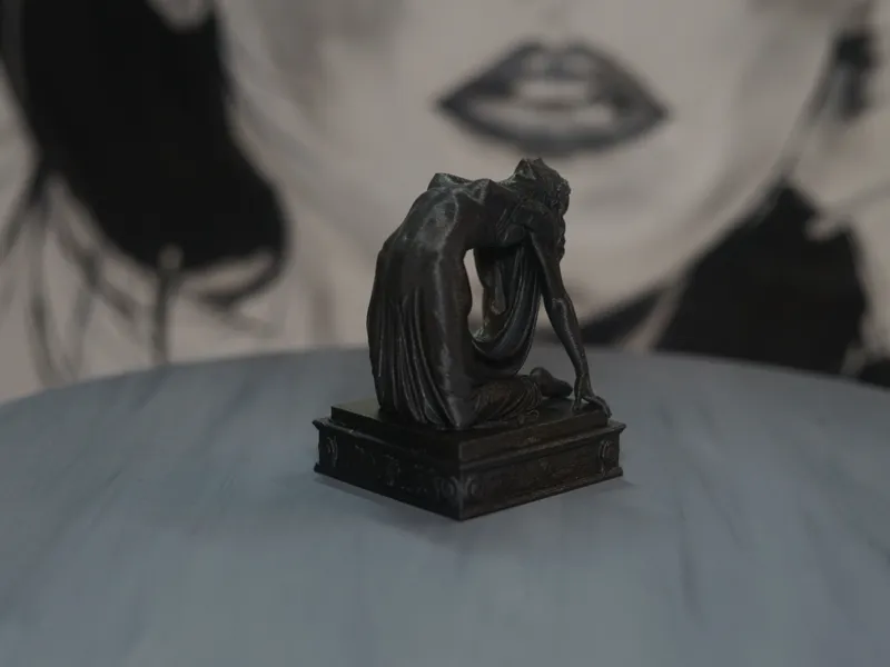 woman 