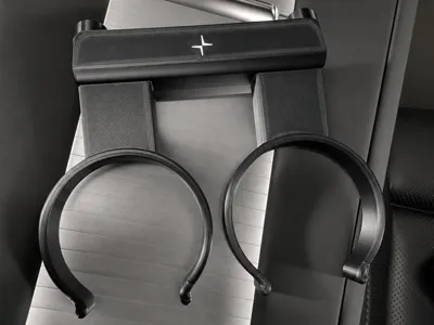 Polestar 4 Bottle Holder (v1.0)