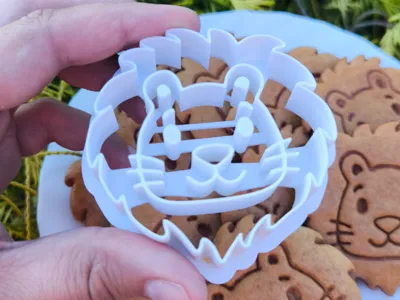 Lion cookie cutter