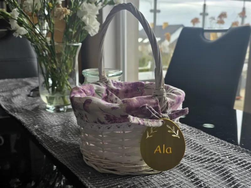 Parametric customisable Easter basket tag