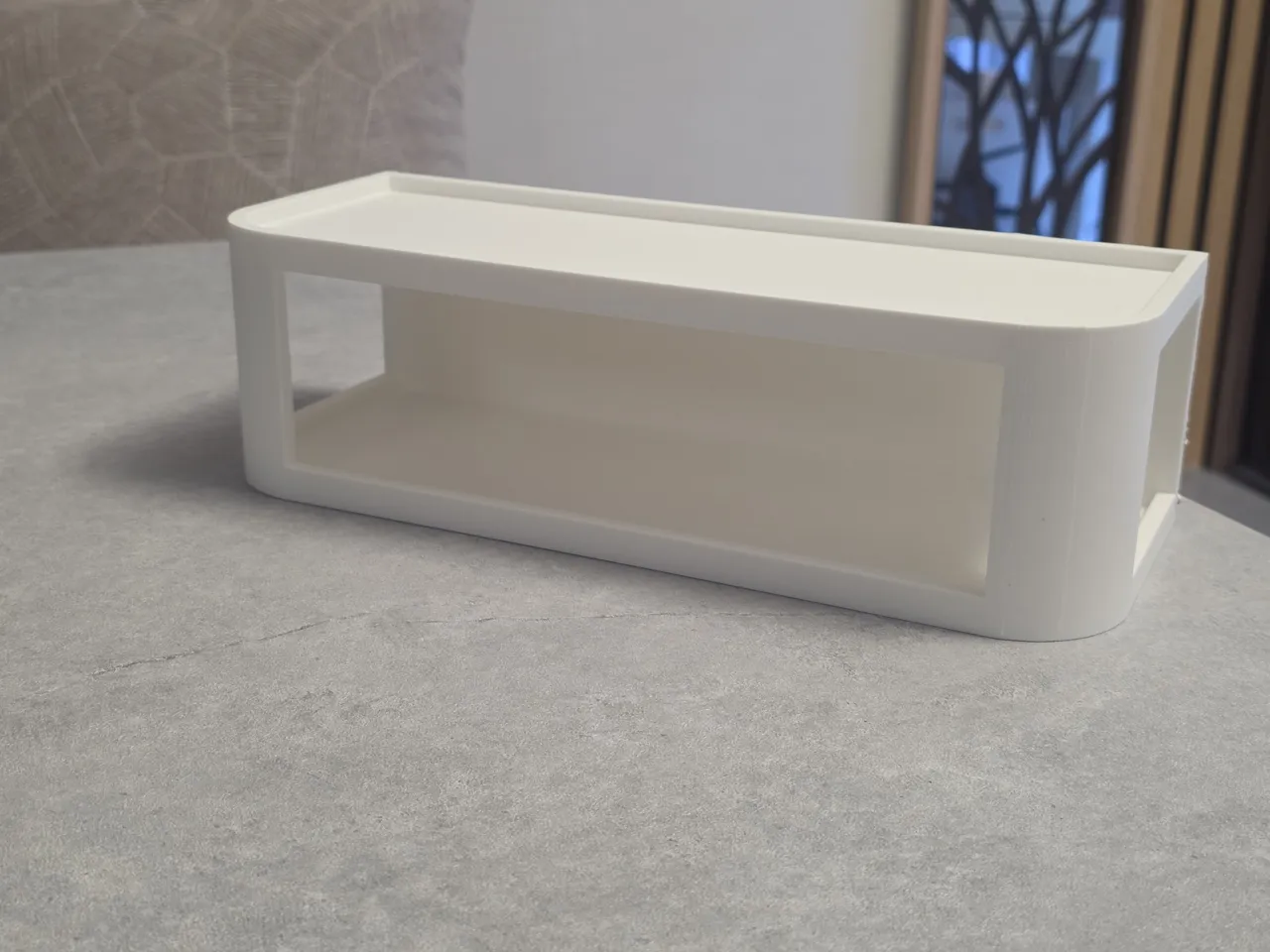 壁に取り付ける小物棚 view 2
