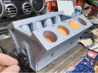 Simple V8 Engine 