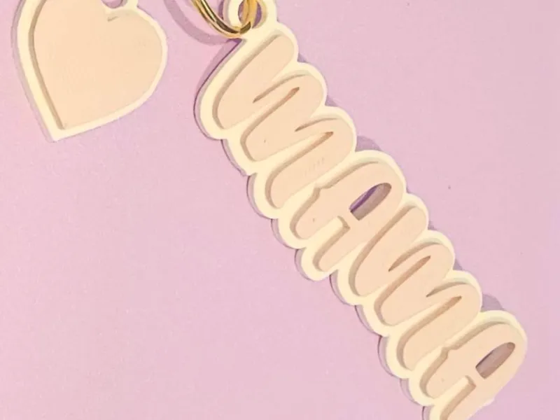 Mama Keychain 