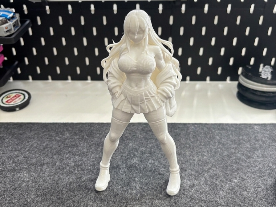 Street Fashion Anime Girl - Plated Skirt Edition