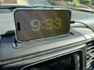 RAM 1500 (4th Gen) Phone Holder