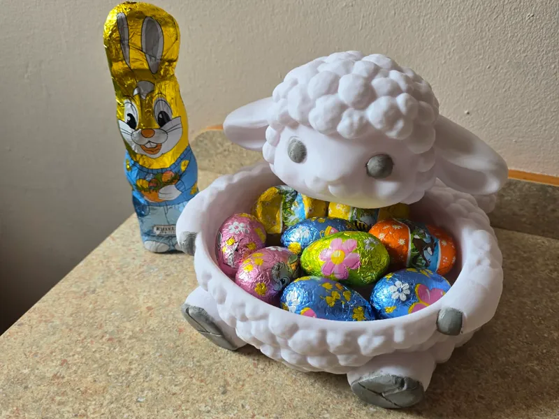 Decorative Lamb Bowl – Perfect for Easter