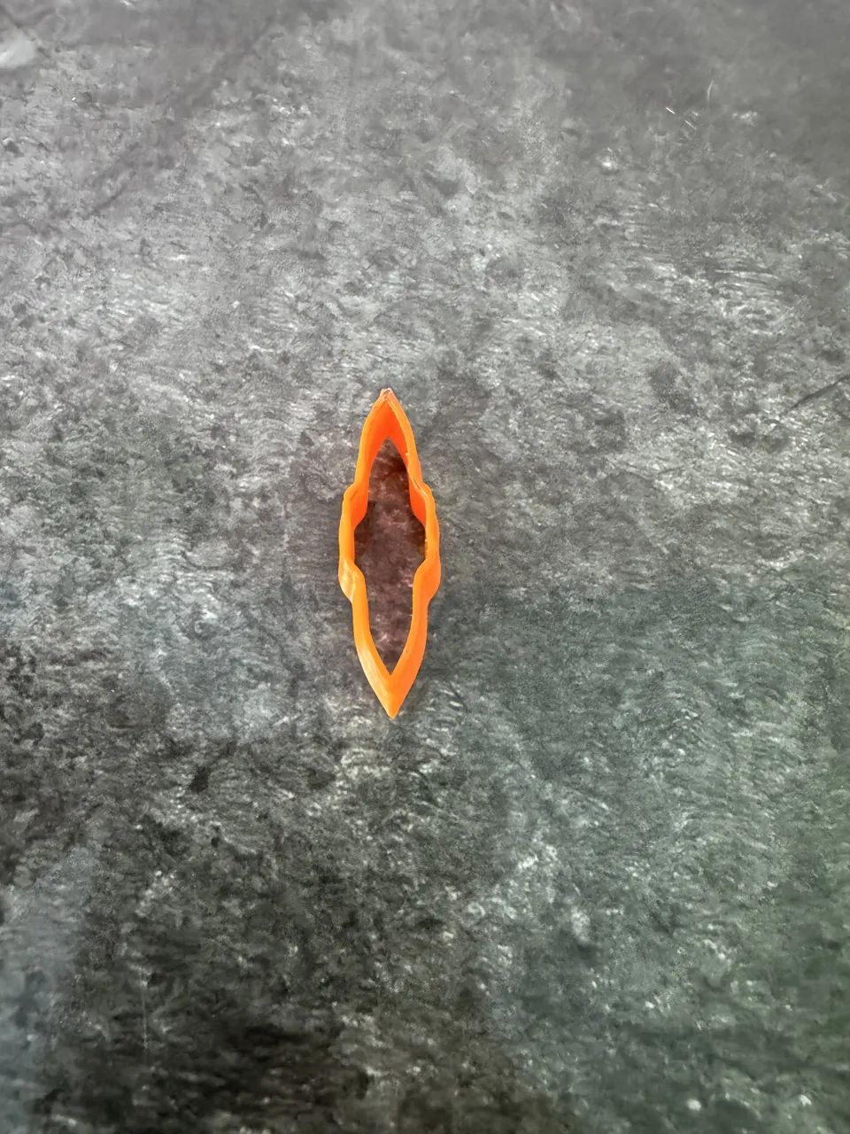 Earring-Pendant bail shape cutter view 4