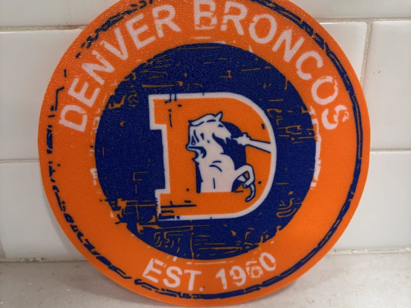Denver Broncos sign 