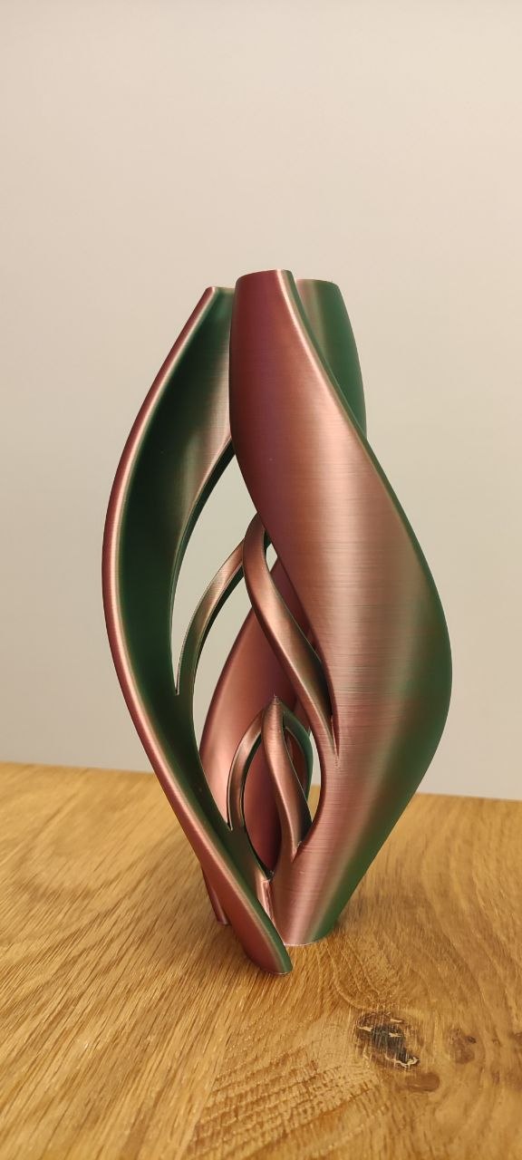 Miniatura 1 do modelo 3D Aurae Spiralis