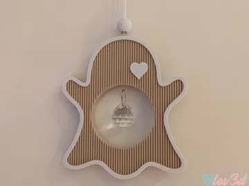 Adorno temático: Cute Boho Ghost Crystal Suncatcher — vista de referencia 3