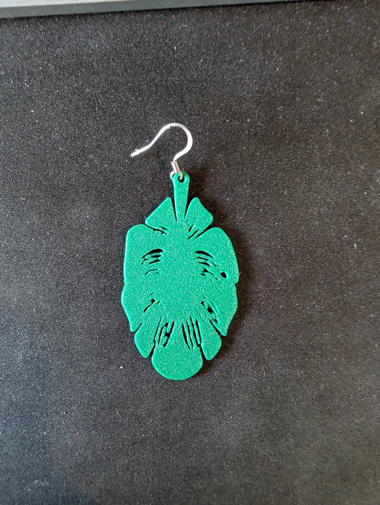 Aretes de hojas grandes y redondas view 4
