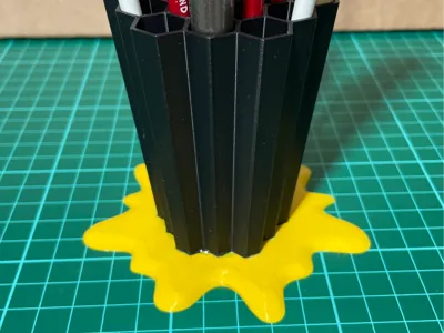 Desk brush holder ink blot