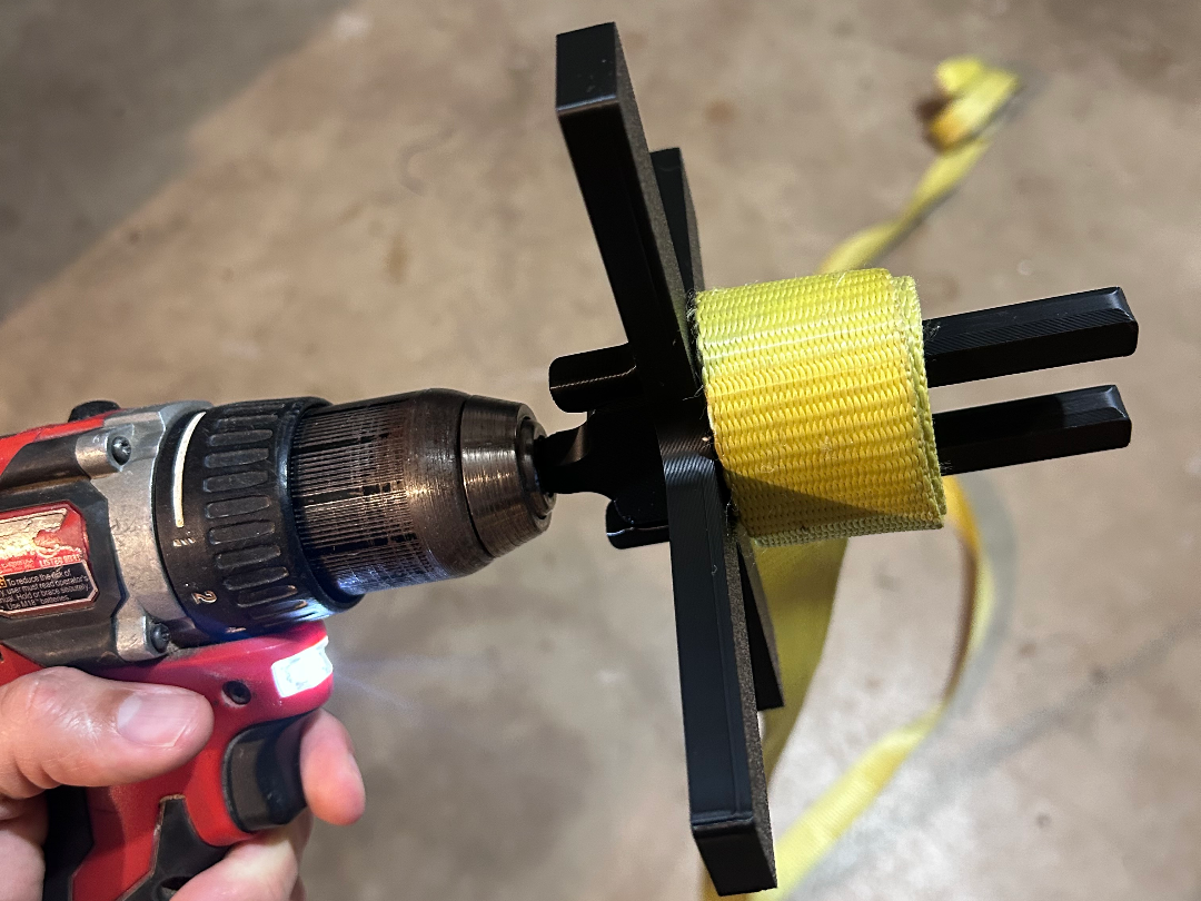 Extra large ratchet strap winder