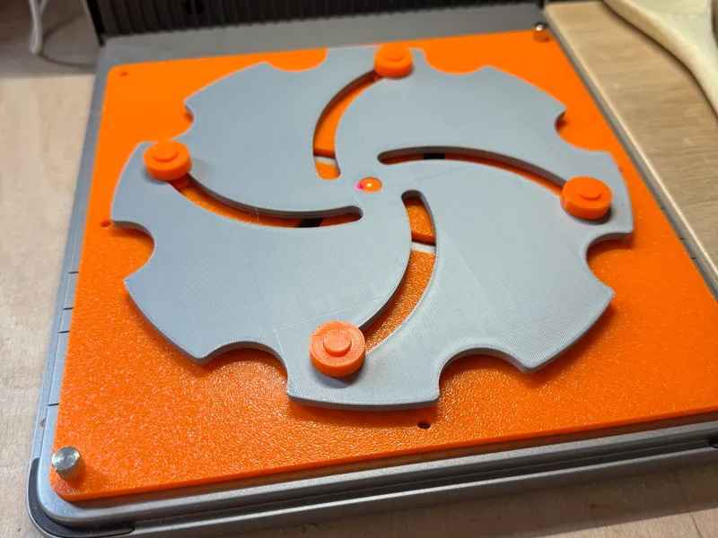 XTOOL F1 Ultra Self Centering Base