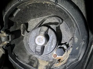 Jeep Wrangler JL fuel cap tether