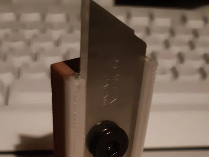 olfa safety blade handle and cap