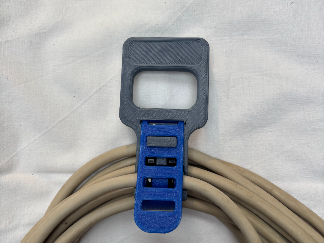 Miniatura 1 do modelo 3D Quick Adjustable Extension Cable Tie