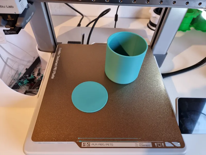 Becher mit Magnet / mug with magent (h82mm x Ø80mm)